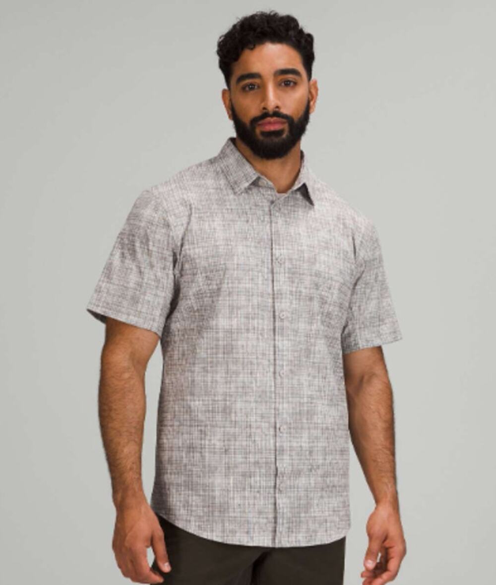Lululemon Sz M Airing Easy Short Sleeve Button Up Ventlight Mesh Shirt